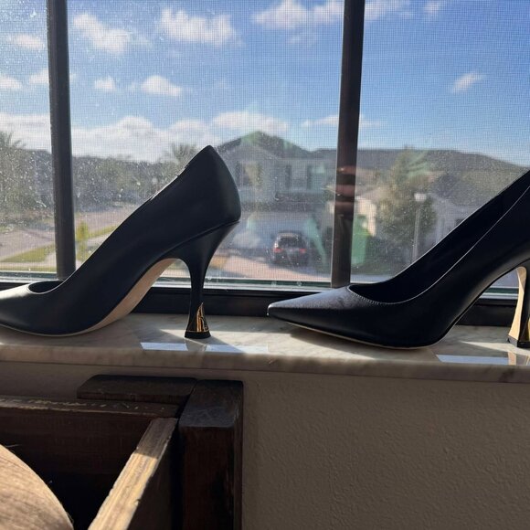 Louis Vuitton Sparkle Pump - Picture 6 of 6